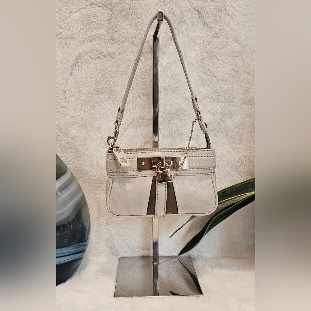 Marc By Marc Jacobs Off White Leather Padlock Charm Pochette Bag